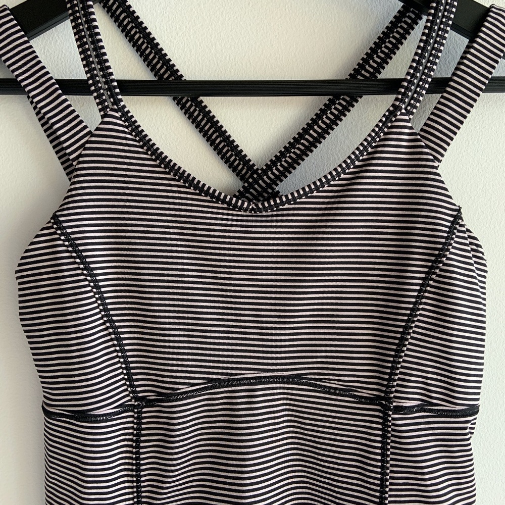 LULULEMON Bra Tank Top 6 EUC